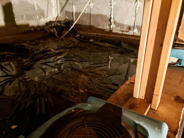 Crawlspace Water Cleanup in South Zanesville